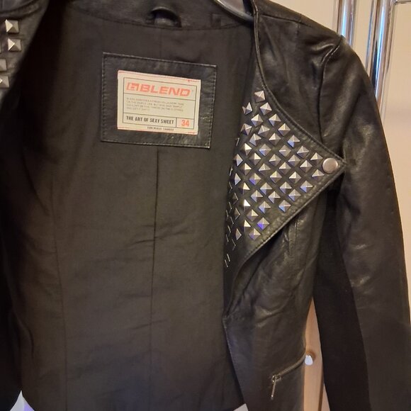 NWT BLEND Women's Black 100% Genuine Leather Jackets Fall Winter Outerwear XS 2 - Picture 8 of 15